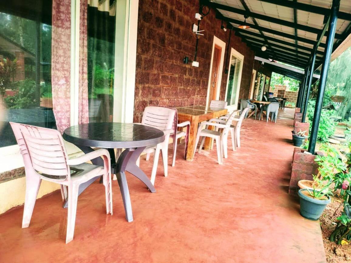 Riverstone Riverfront Stay Gokarna  Pokoj fotografie